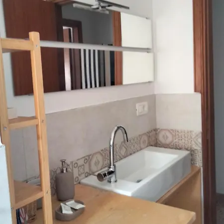 La Spiaggetta * فولينيو